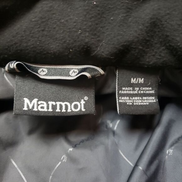 MARMOT Diamond Quilted Vest, insulated Size Medium - Purple - Picture 7 of 13